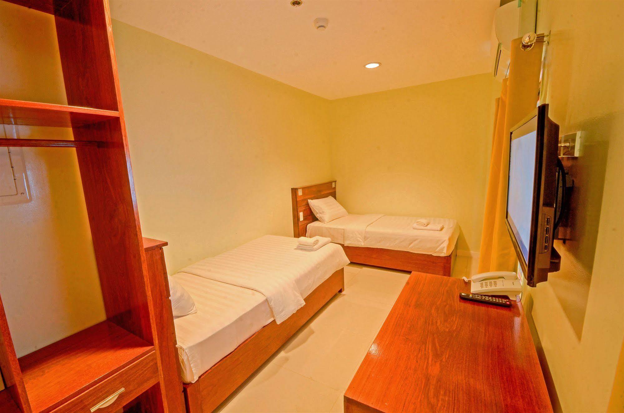 Marianne Hotel Puerto Princesa Exterior photo